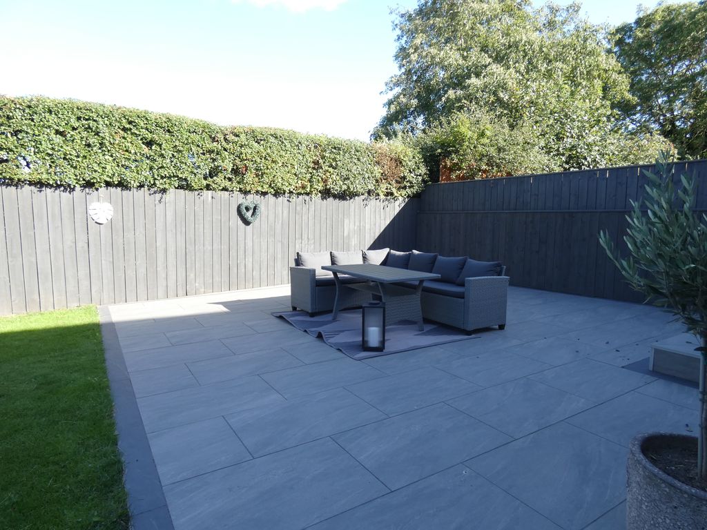 Rear Garden/Patio- click for photo gallery